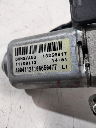Opel 13256917 motor limpia trasero astra j 264302