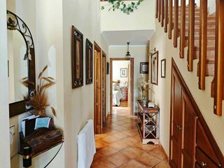 Chalet en venta en La Granja-La Colina-Los Pastores en Algeciras