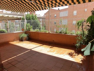 Casa adosada en venta en Buenavista-Valparaíso-La Legua en Toledo