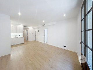 Piso en venta en El Raval en Barcelona
