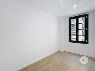 Piso en venta en El Raval en Barcelona