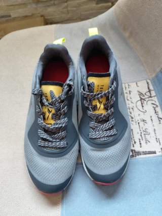 Zapatillas Tenth Dynamic Traction Talla 39