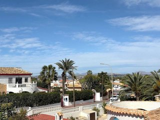 Chalet en venta en La Siesta - El Salado - Torreta en Torrevieja