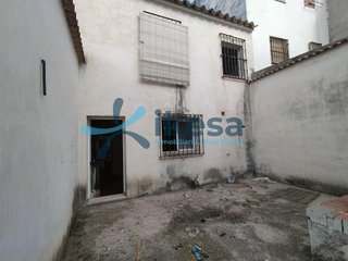 Chalet en venta en Bujalance