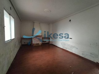 Chalet en venta en Bujalance