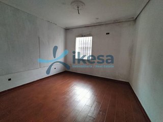 Chalet en venta en Bujalance