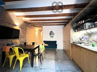 Piso en venta en El Raval en Barcelona