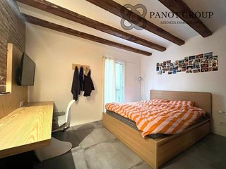 Piso en venta en El Raval en Barcelona