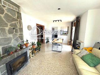 Chalet en venta en Vallirana