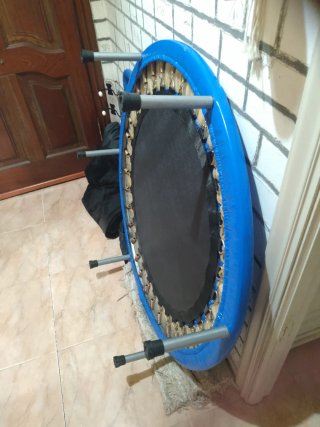 Cama elástica infantil azul
