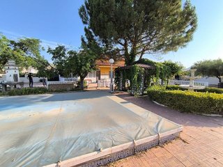 Chalet en venta en Yecla