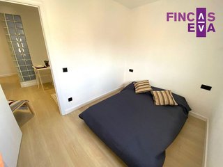 Piso en venta en El Raval en Barcelona