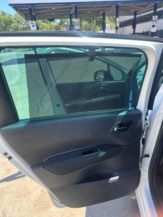 Peugeot 5008 2013