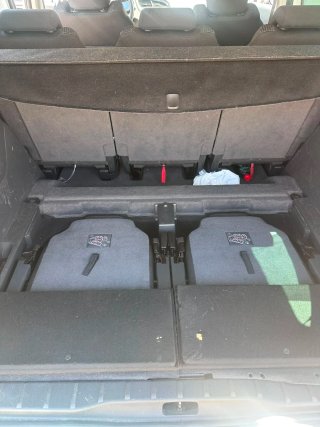 Peugeot 5008 2013