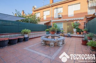 Casa adosada en venta en Roc Blanc en Terrassa