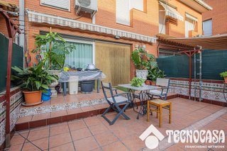 Casa adosada en venta en Roc Blanc en Terrassa