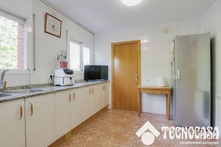 Casa adosada en venta en Roc Blanc en Terrassa