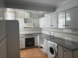 Piso en venta en Carolinas Altas en Alicante