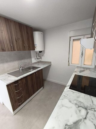 Piso en venta en Juan XXIII en Alicante