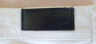 Pantalones cortos vaqueros blancos Bershka