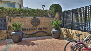 Piso en venta en Calaburra - Chaparral en Mijas