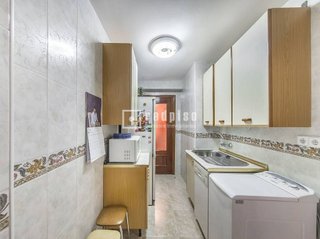 Piso en venta en Valderas - Los Castillos en Alcorcón