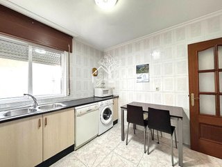 Piso en venta en Ares
