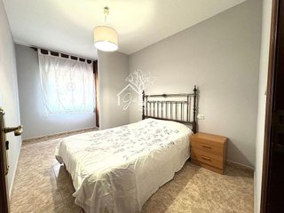 Piso en venta en Ares