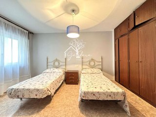 Piso en venta en Ares