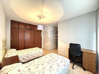 Piso en venta en Ares