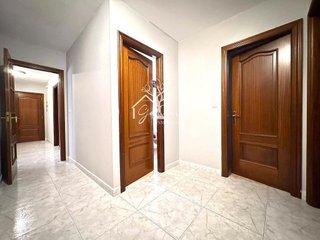 Piso en venta en Ares