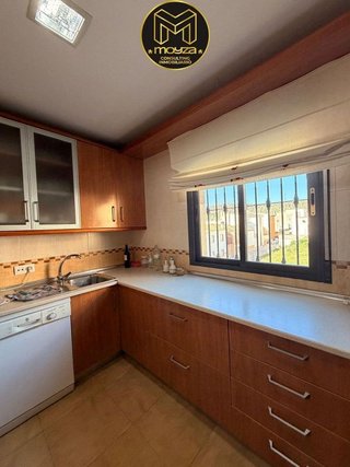 Piso en venta en Huelma