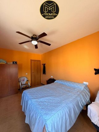 Piso en venta en Huelma