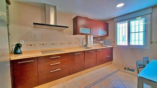 Casa pareada en venta en Capuchinos en Vélez-Málaga