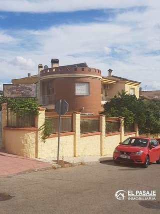 Chalet en venta en San Gonzalo en Linares