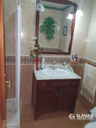 Chalet en venta en San Gonzalo en Linares
