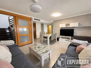 Casa adosada en venta en Alameda Park en Manises