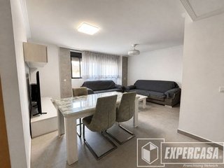 Casa adosada en venta en Alameda Park en Manises
