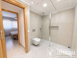 Casa adosada en venta en Alameda Park en Manises