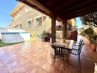 Casa adosada en venta en Cabanillas del Campo