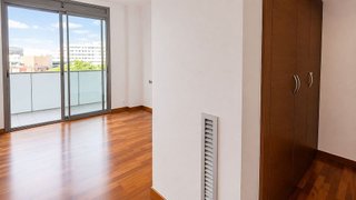 Piso en venta en Can Clota en Esplugues de Llobregat
