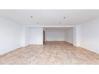 Piso en venta en La Morera en Badalona