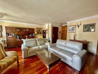 Piso en venta en Conde de Ureña - Monte Gibralfaro en Málaga