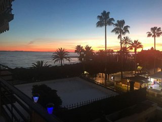 Piso en venta en Playa Bajadilla-Puertos en Marbella