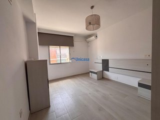 Piso en venta en Parque Victoria Eugenia en Málaga