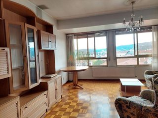 Piso en venta en Residencia en Ourense