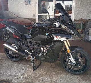 BMW S1000XR Negra