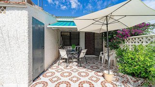 Chalet en venta en La Siesta - El Salado - Torreta en Torrevieja