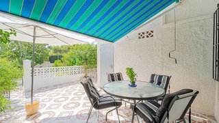 Chalet en venta en La Siesta - El Salado - Torreta en Torrevieja