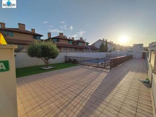 Casa adosada en venta en Hermanos Falcó - Sepulcro Bolera en Albacete